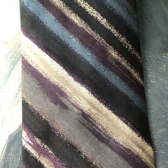 Stuart Ashley silk tie Grey, black, ivory, muted steel blue and plum, luxurious - Picture 3 of 15